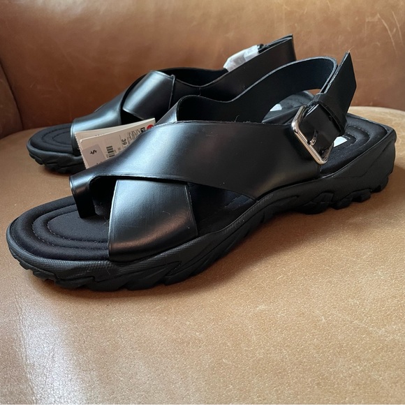 NWT Zara Vibram soled leather sandals lug trek black urban city size 39 - Picture 9 of 12